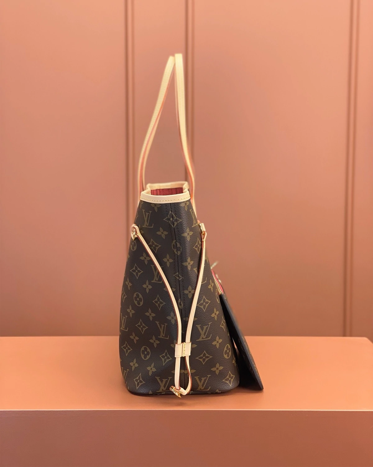 Rebce Neverfull MM ”Cerise Red“