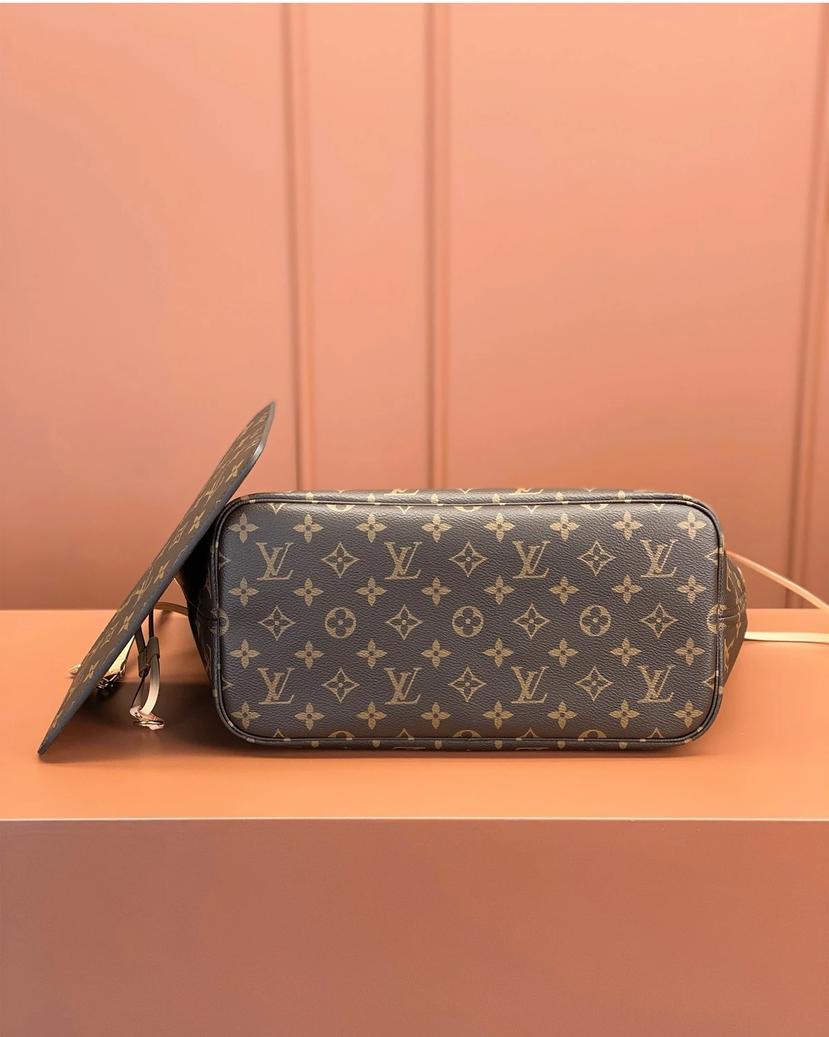 Rebce Neverfull MM ”Cerise Red“