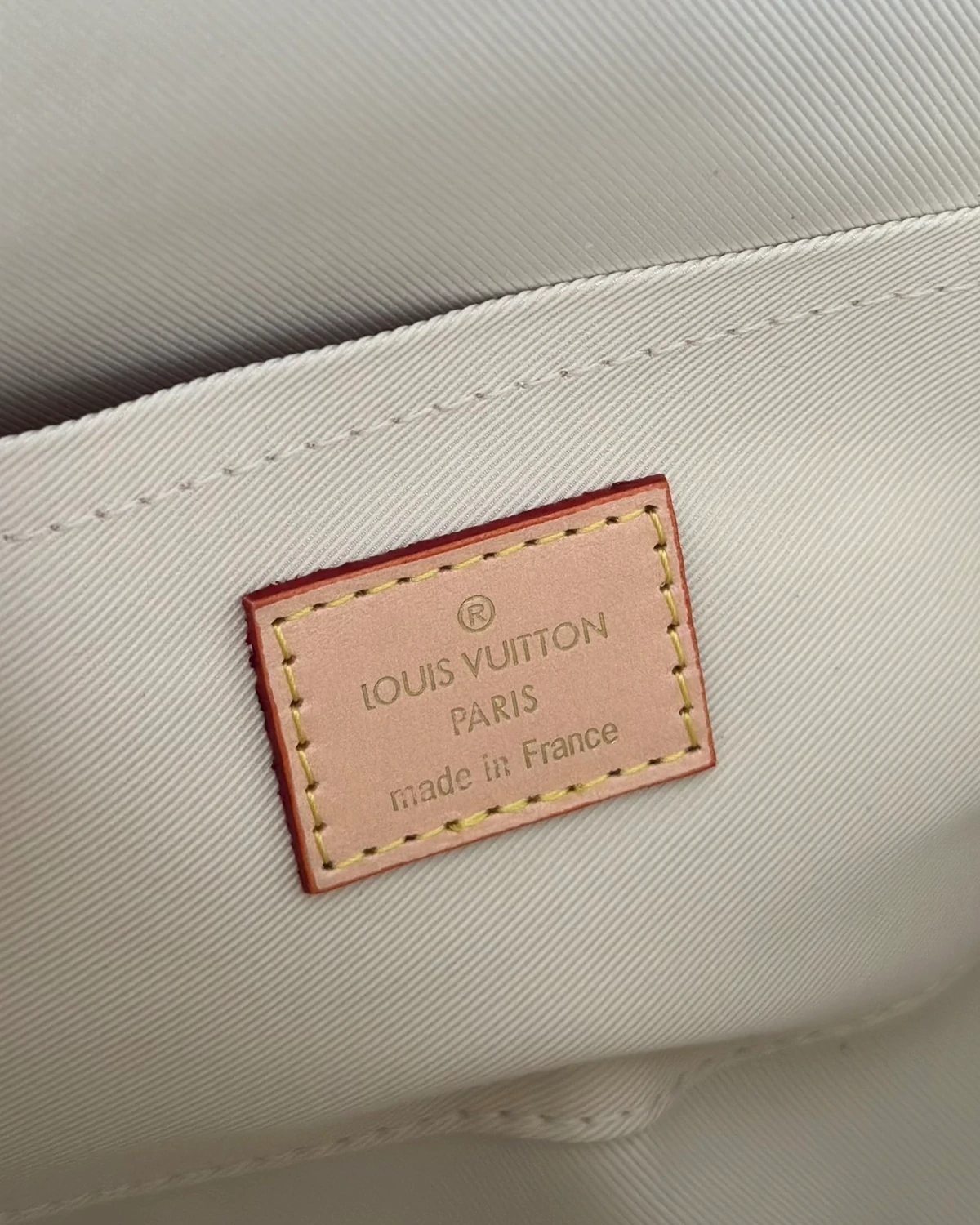 cluny-mini (4) Cluny Mini