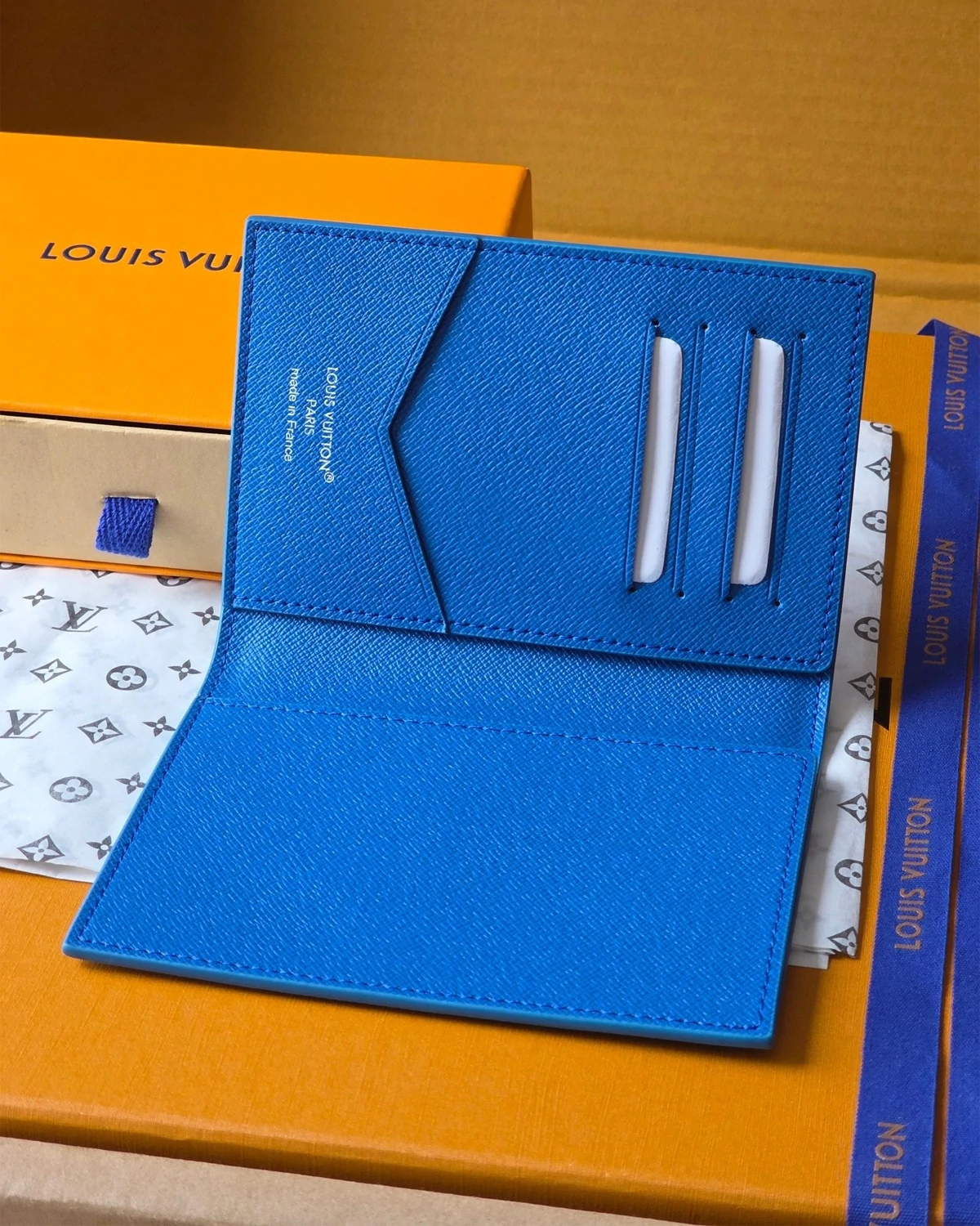 Passport Cover “Basketball Blue”