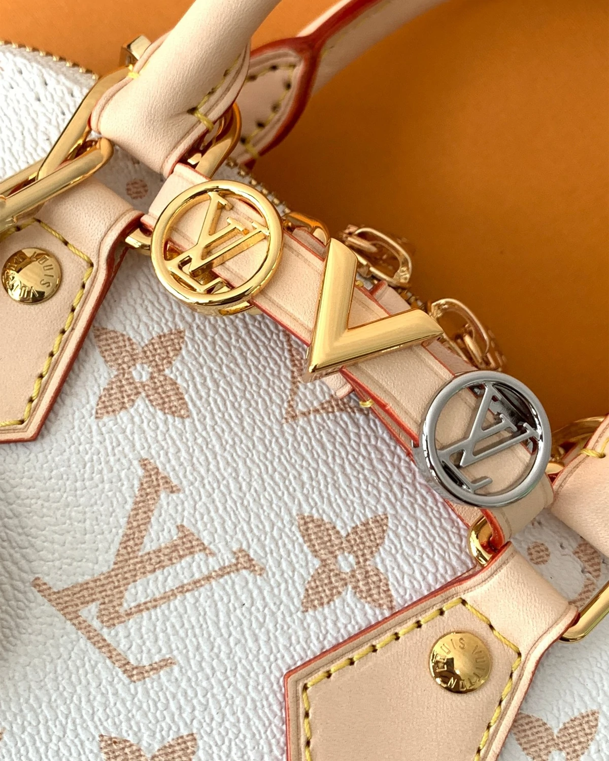 Rebce Alma Mini LV&I