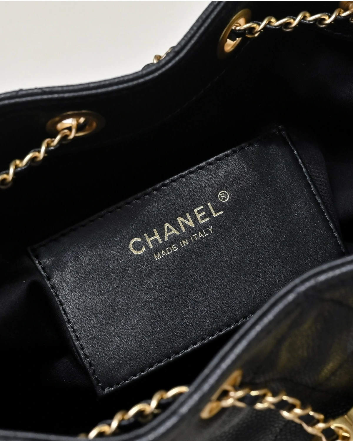 25 Small Handbag Rebce “Black”-Grained Calfskin & Gold-Tone Metal