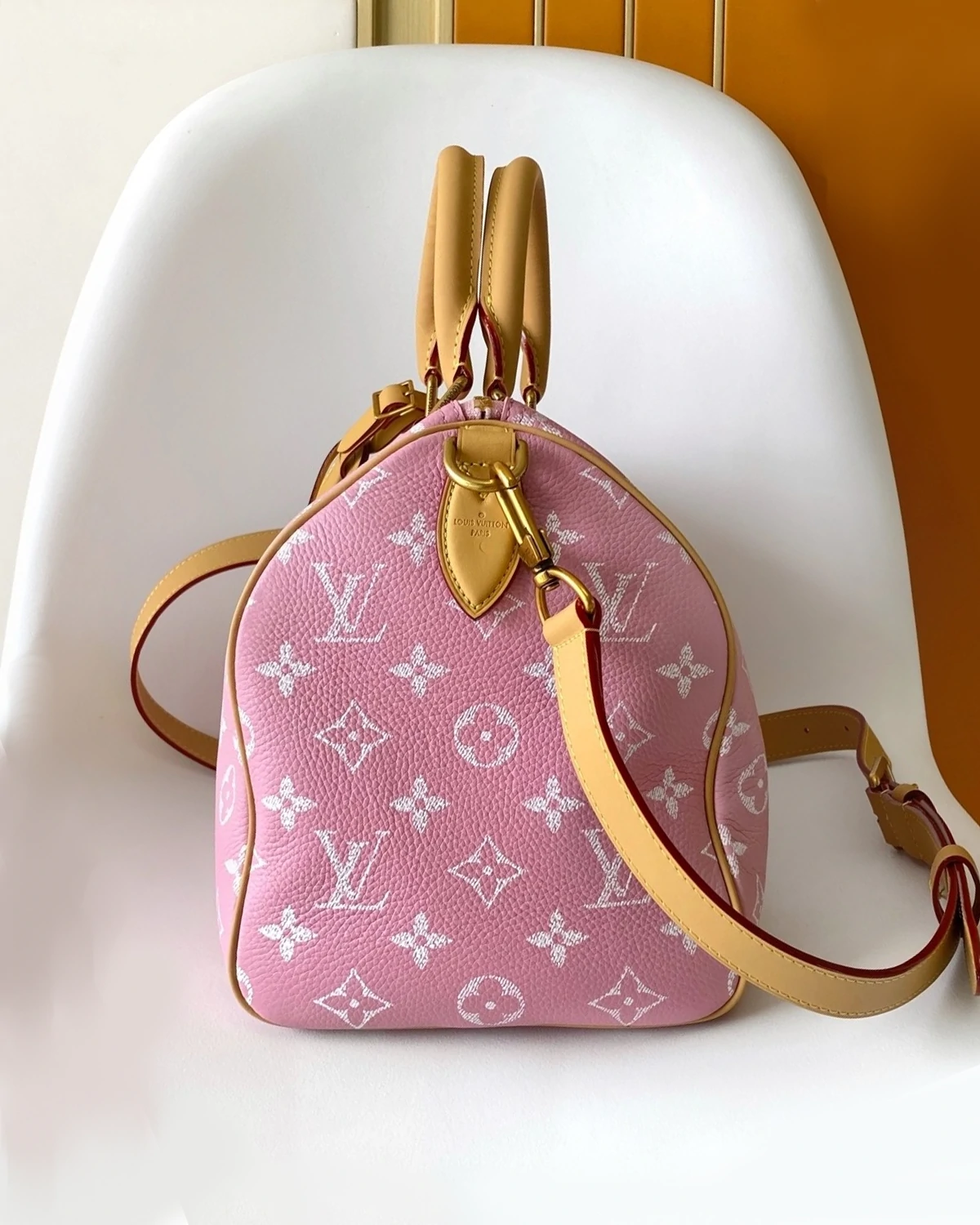 Speedy P9 Bandoulière 30 “Candy Pink”