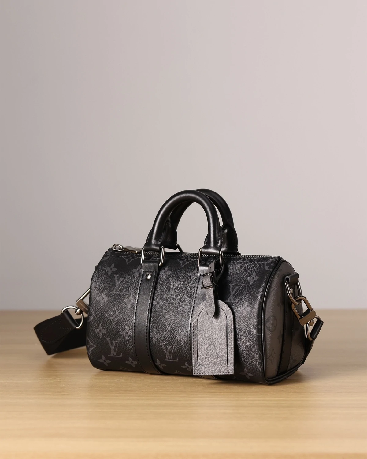 Keepall Bandoulière 25 “Monogram Eclipse”