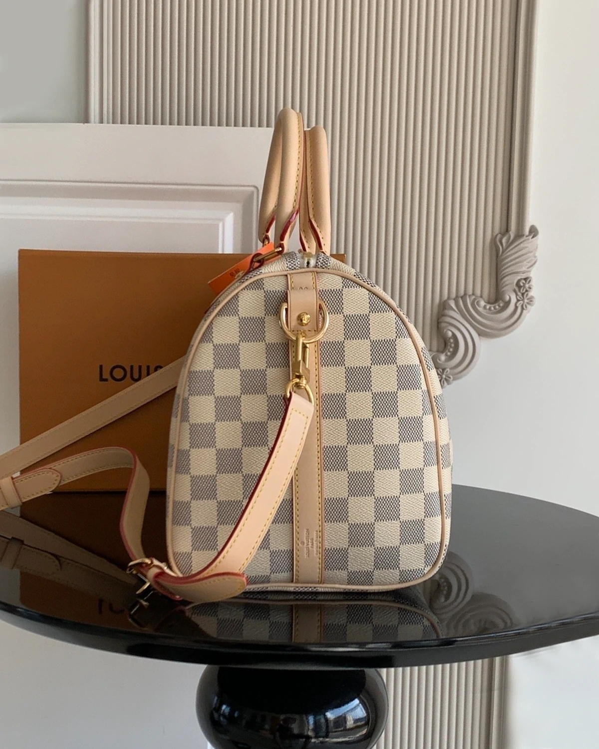 Speedy Bandoulière 30 White Checkered Handbag