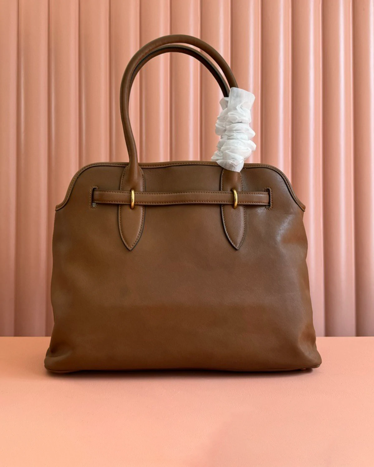 aventure-medium-leather-tote-bag (1)