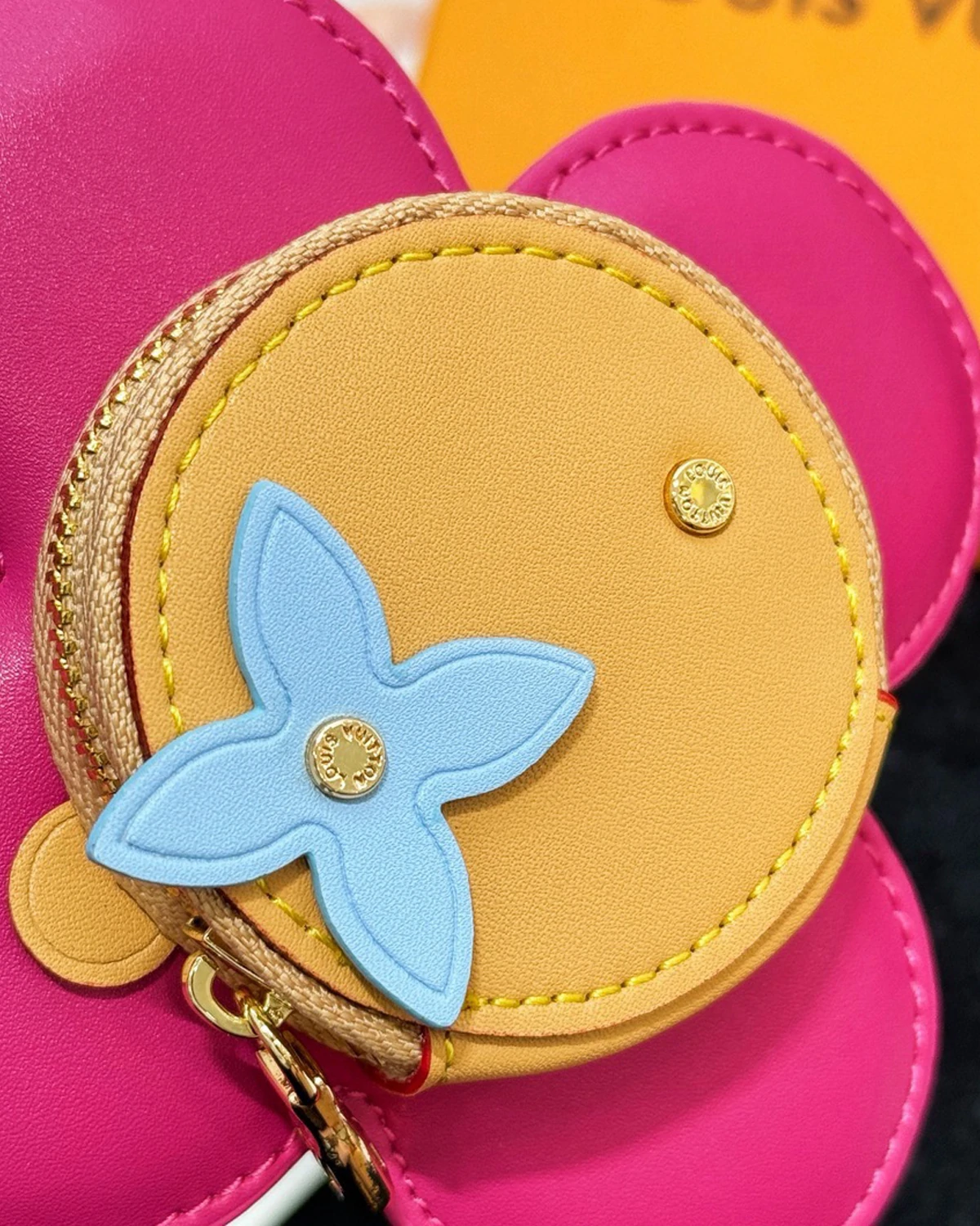 coin-bag-mini-pochette-vivienne (1)