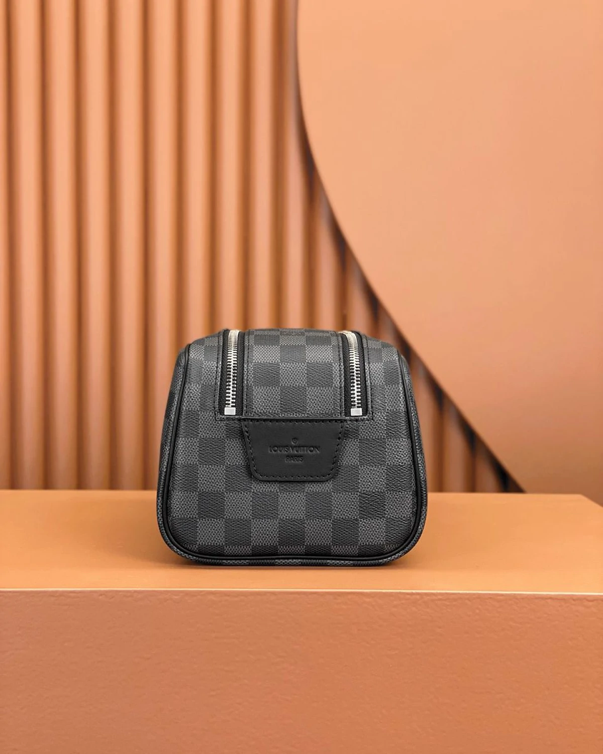 dopp-kit-toilet-pouch (1)