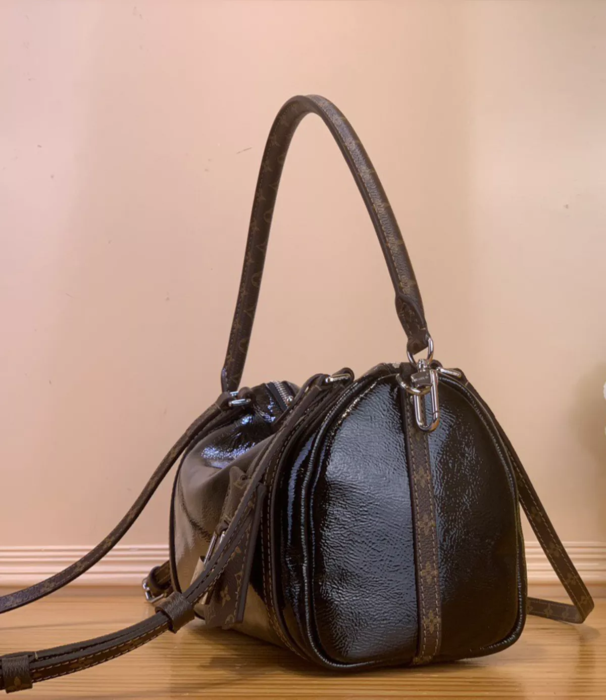 express-pm-monogram-saga-black-front (2) Express PM “Monogram Saga Black Edition”