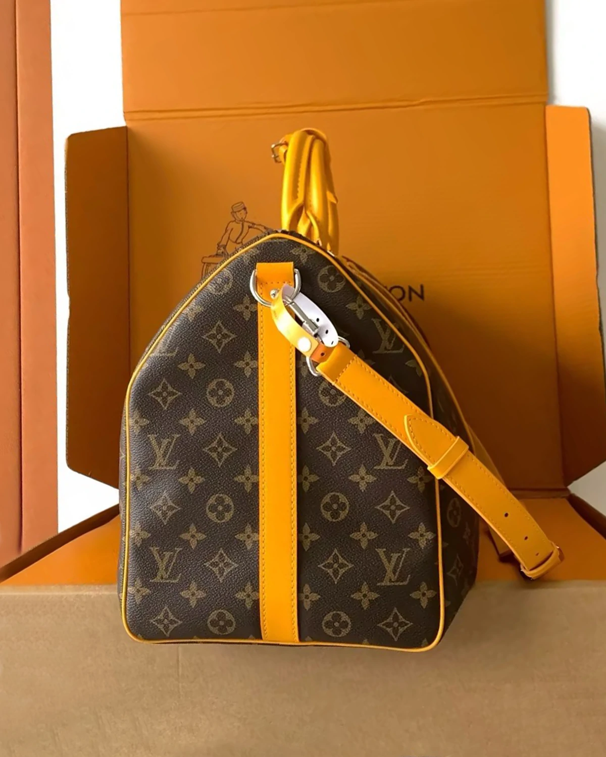 Keepall Bandoulière 50 “Safran Yellow”