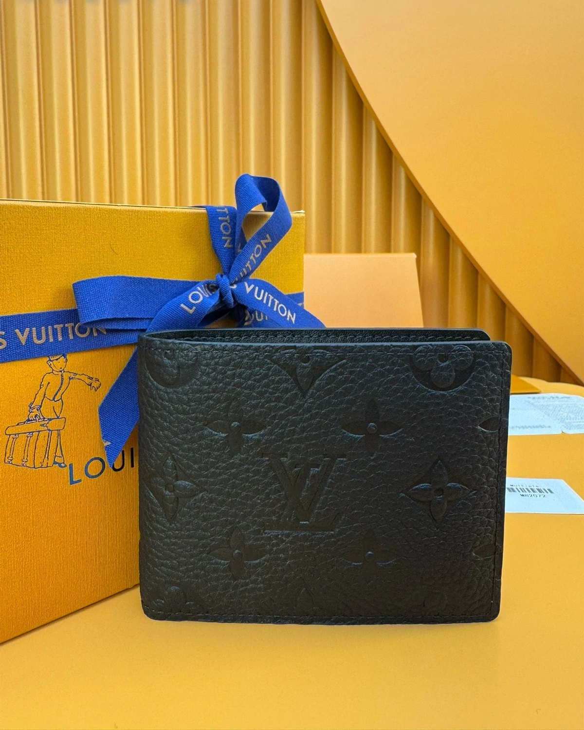 Multiple Wallet “Monogram Taurillon Leather Black”