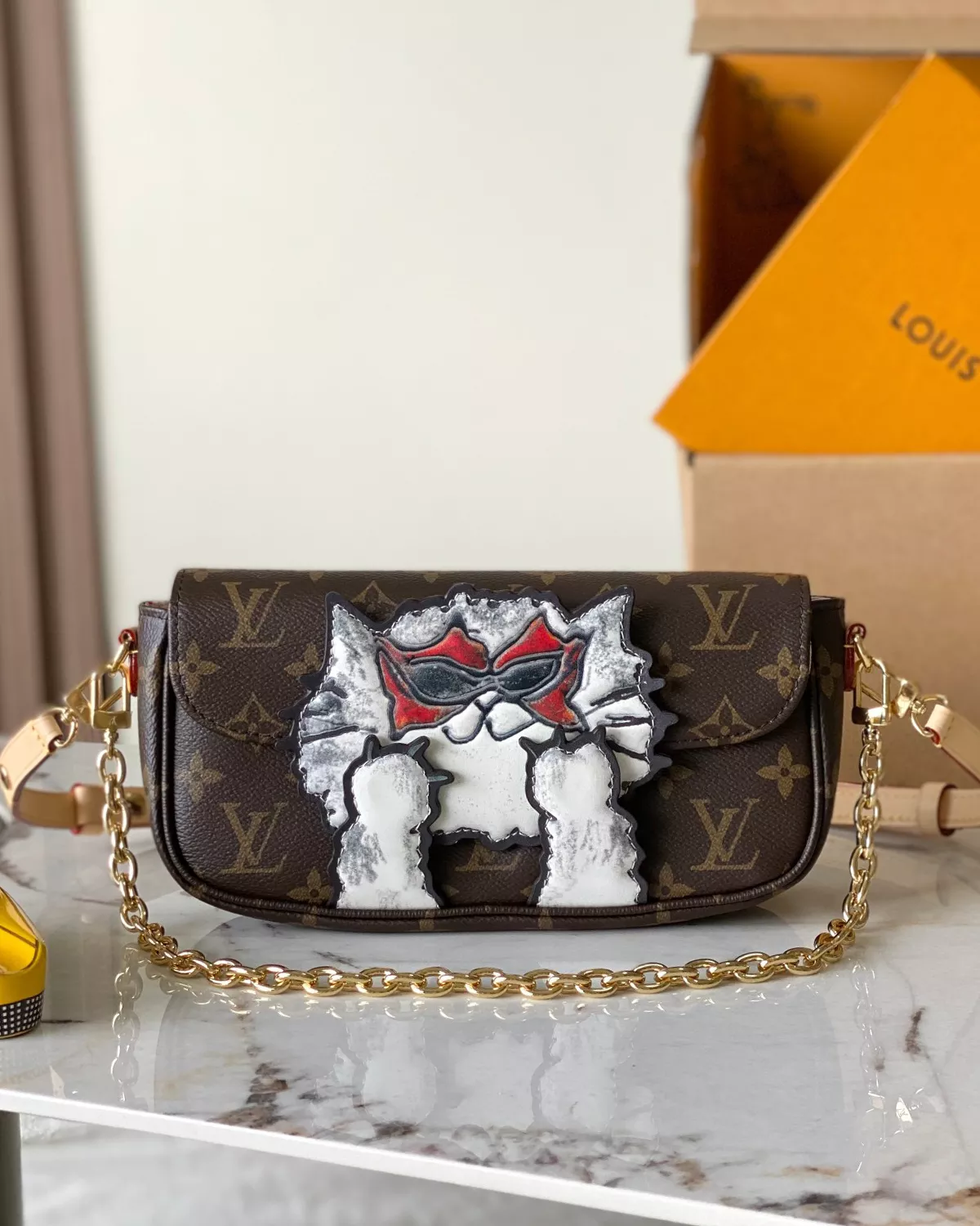 wallet-on-chain-ivy-cat-edition-front