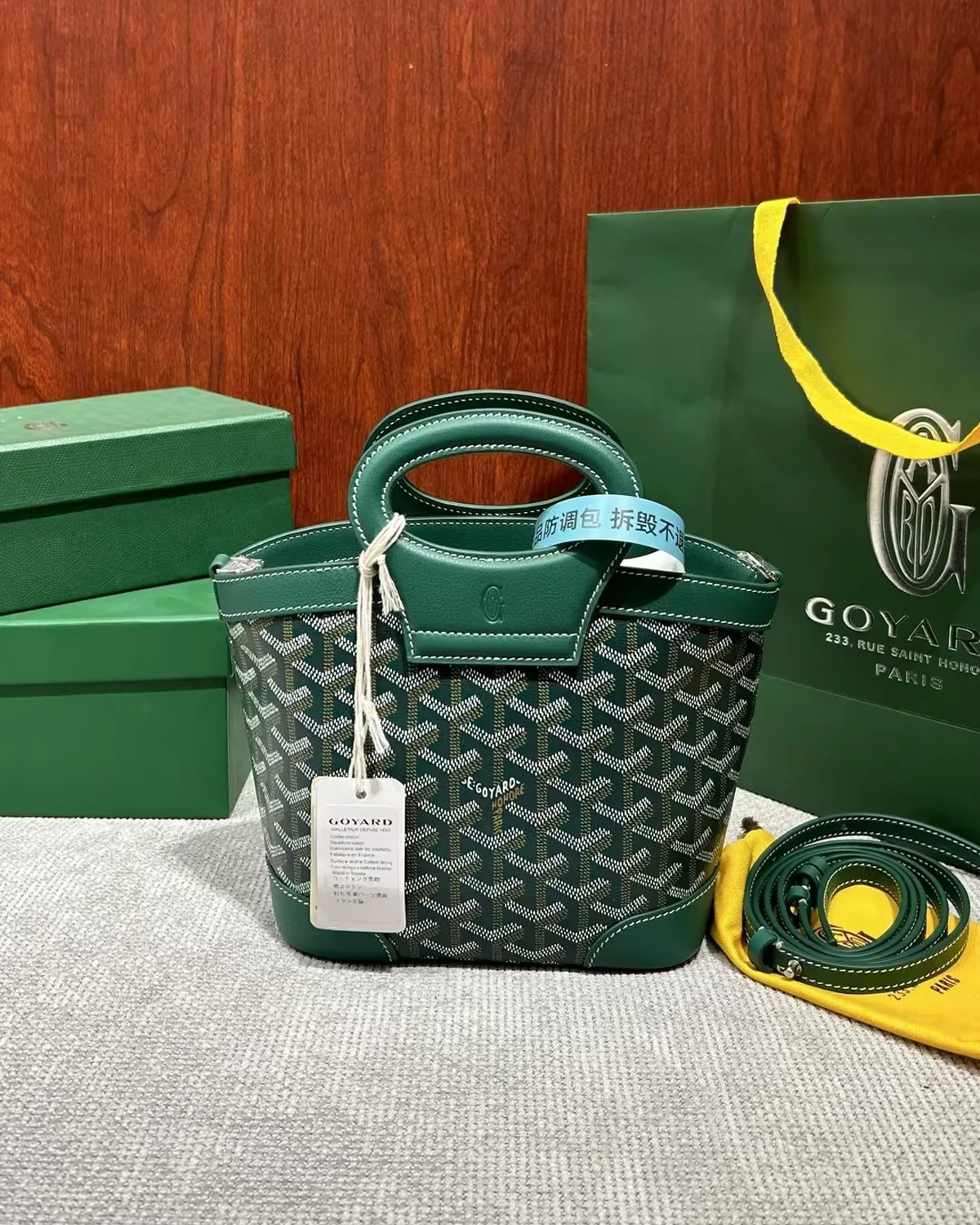 Beluga Mini Bag “Green”