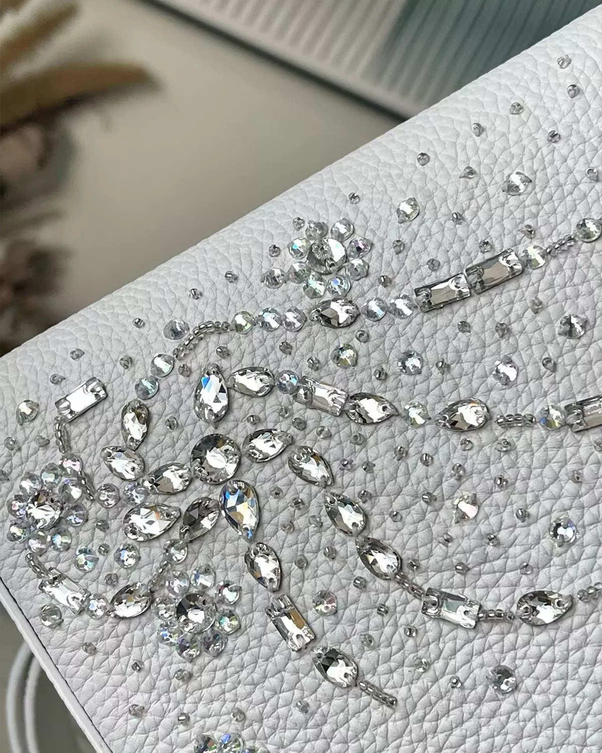 Capucines “Lily White Embroidered Sequins”