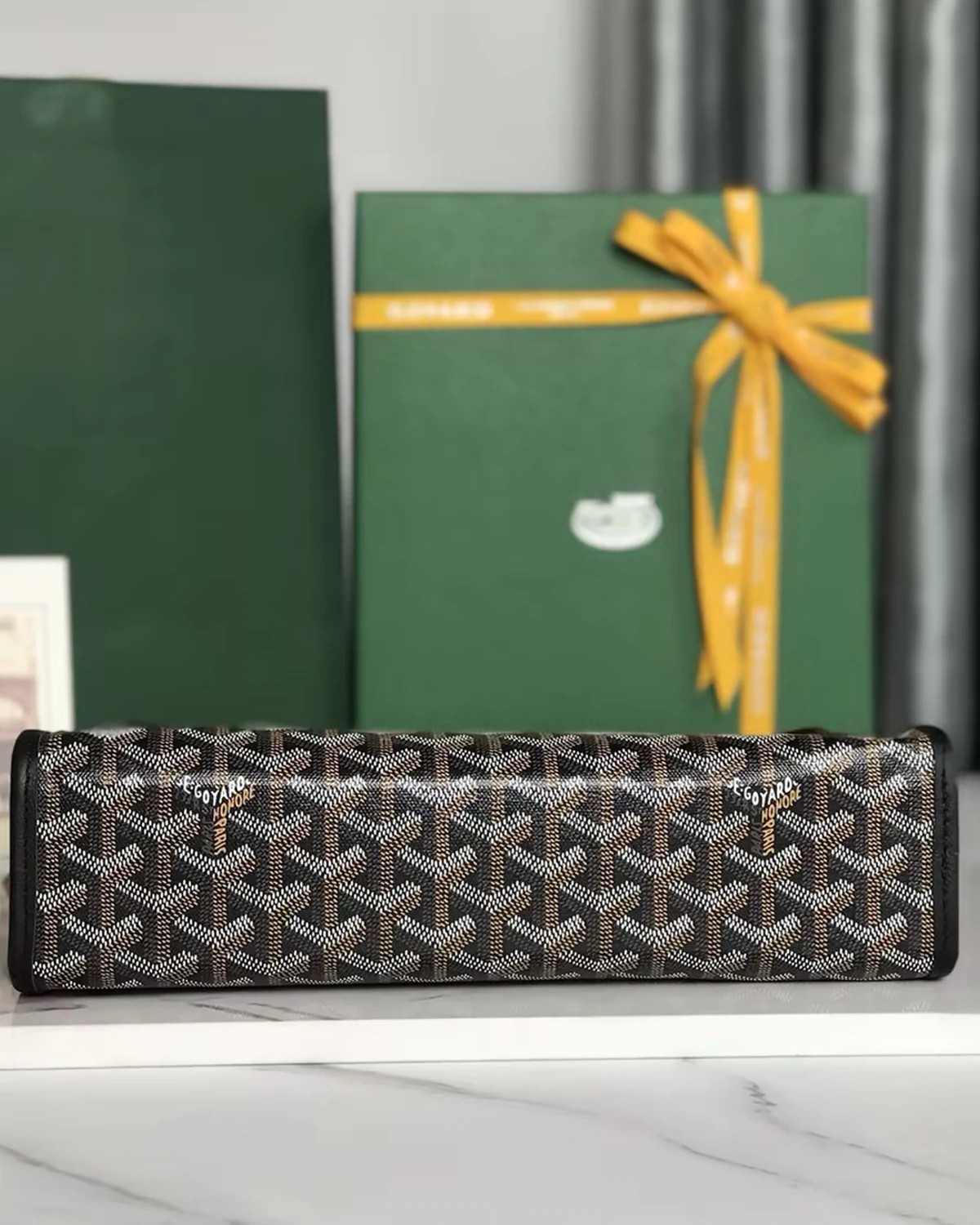 jouvence-mm-black-washbag (1)