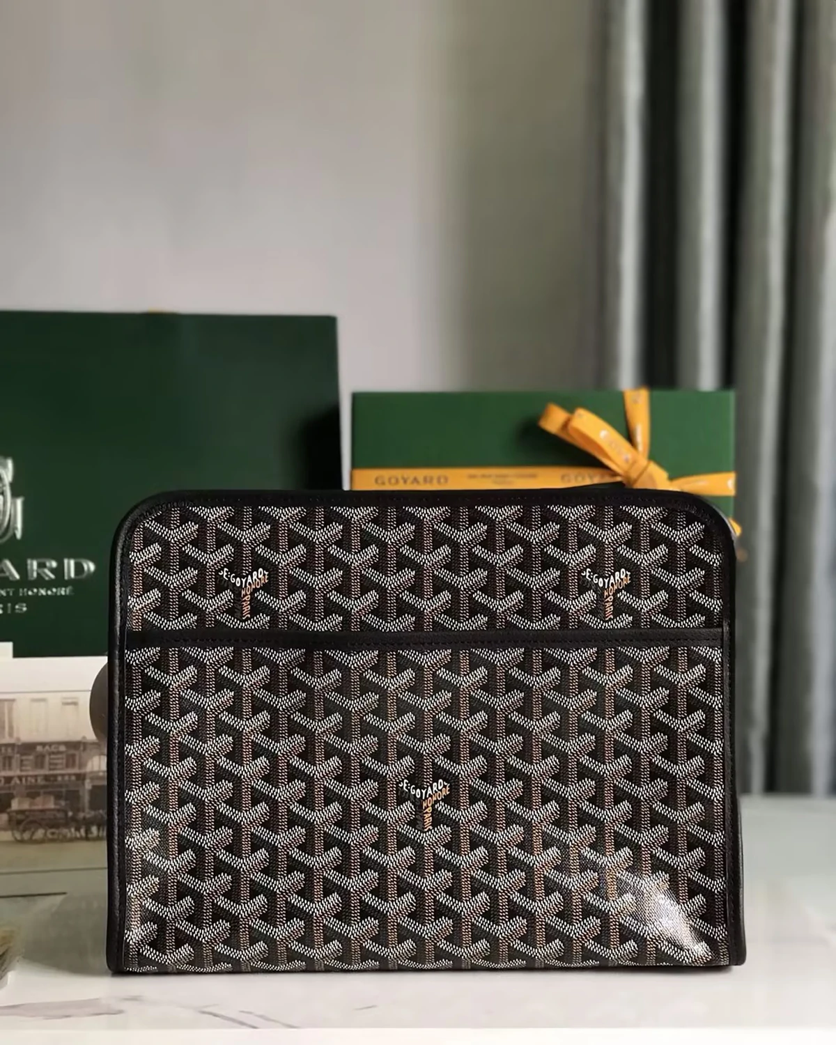 jouvence-mm-black-washbag (1)