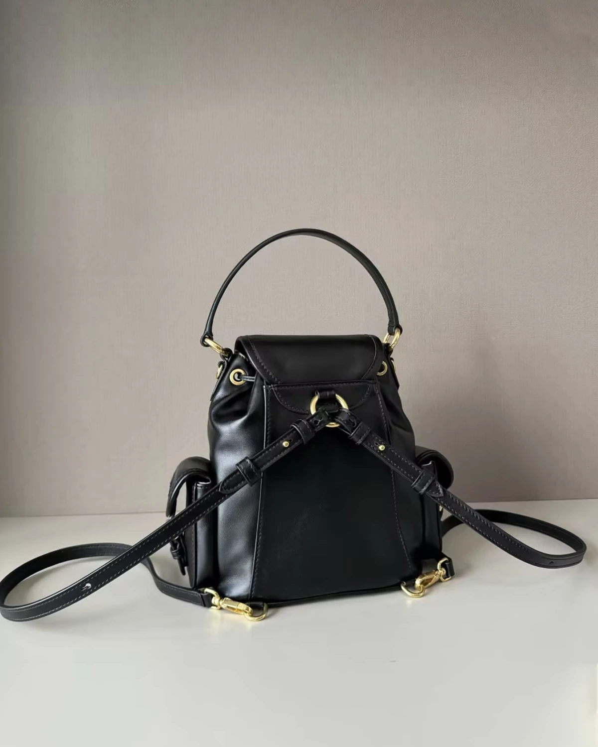 leather-backpack - classic-black (1)