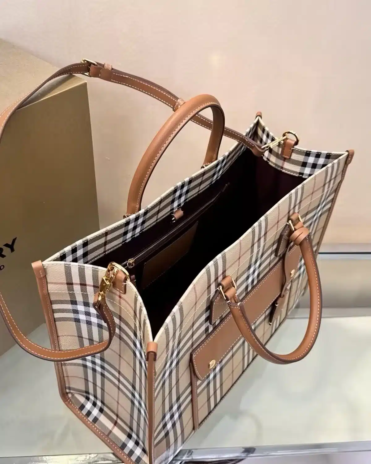 medium-freya-tote-bag