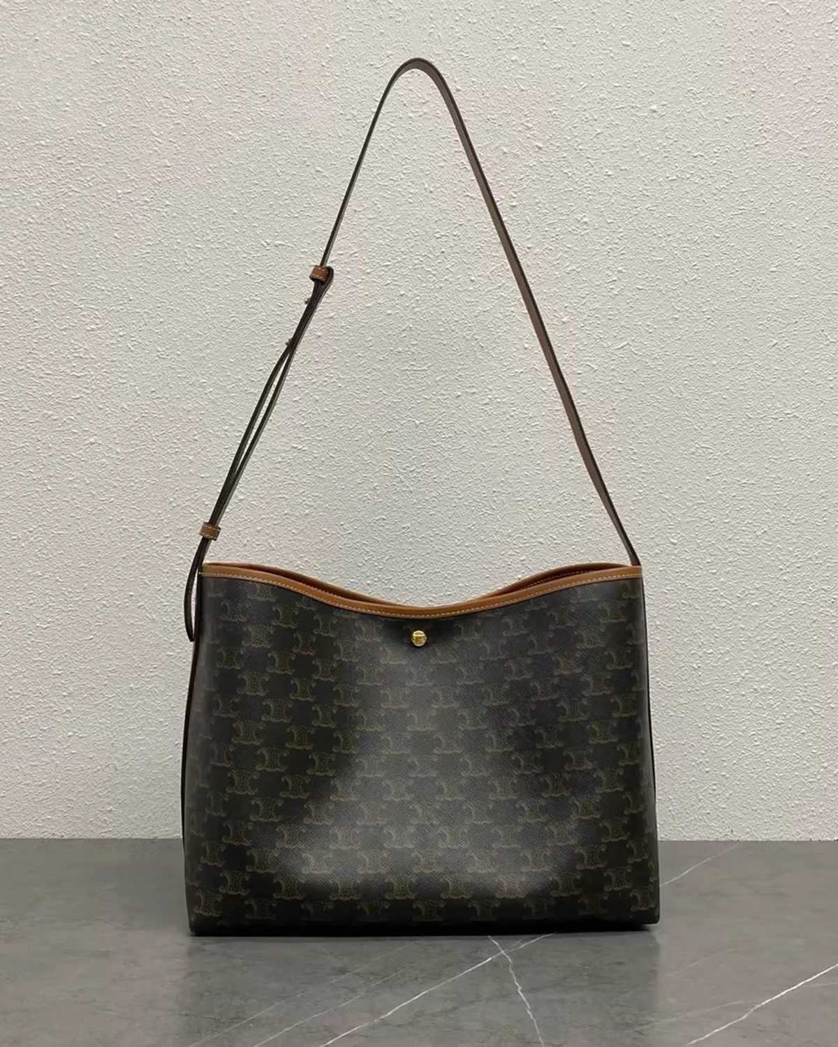 Printed and soft cowhide shopping bag