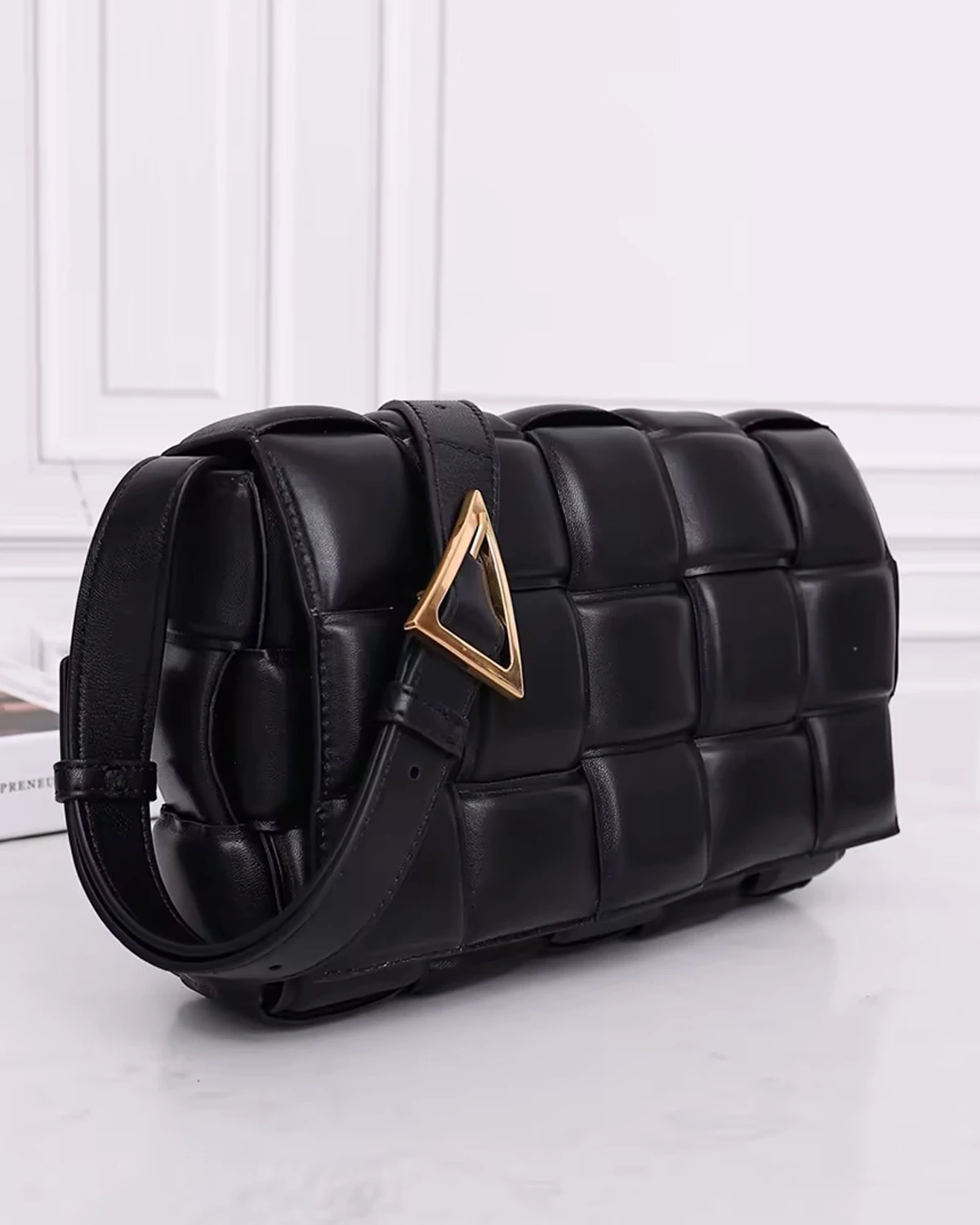 black-padded-cassette-bag (1)