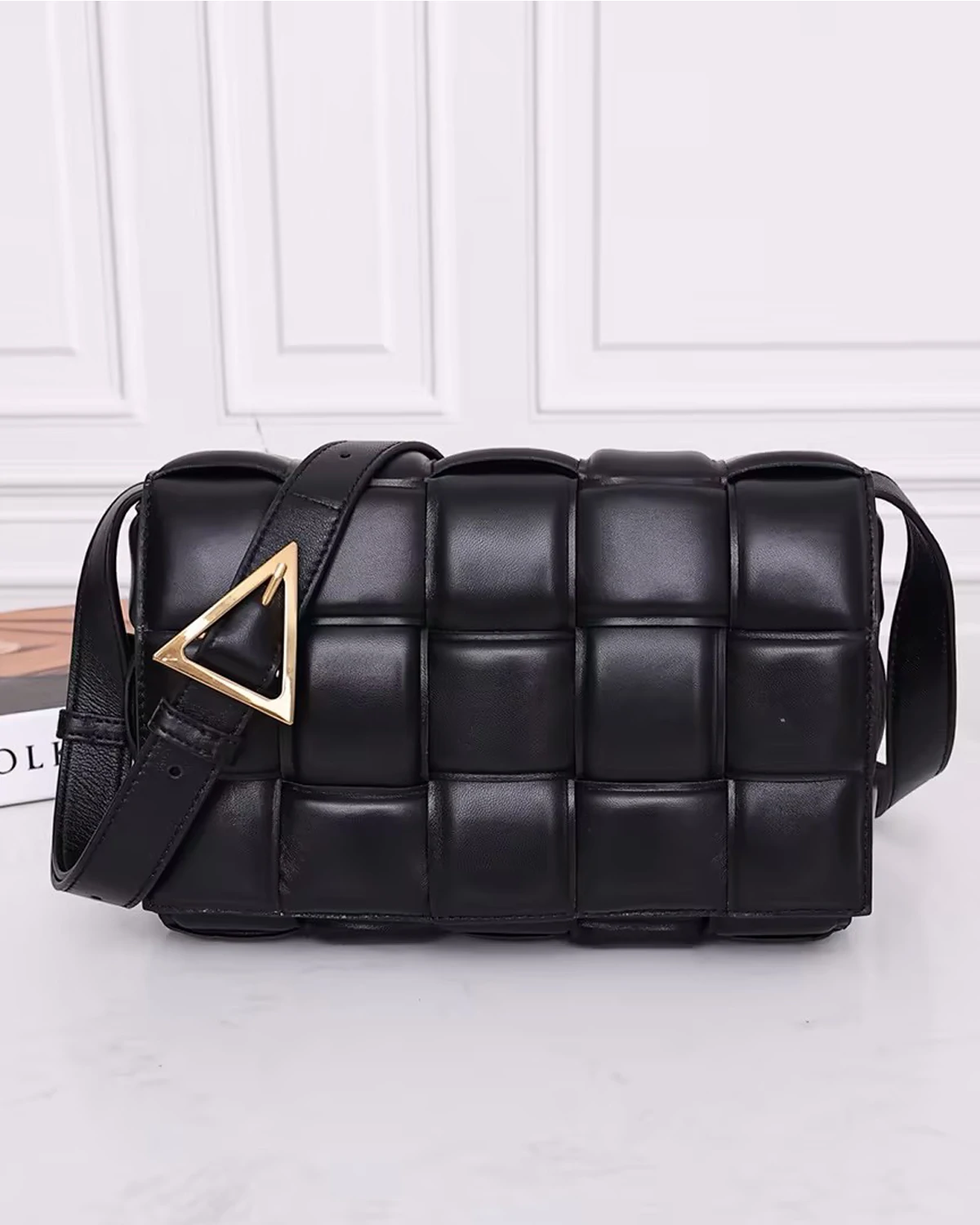 black-padded-cassette-bag (1)