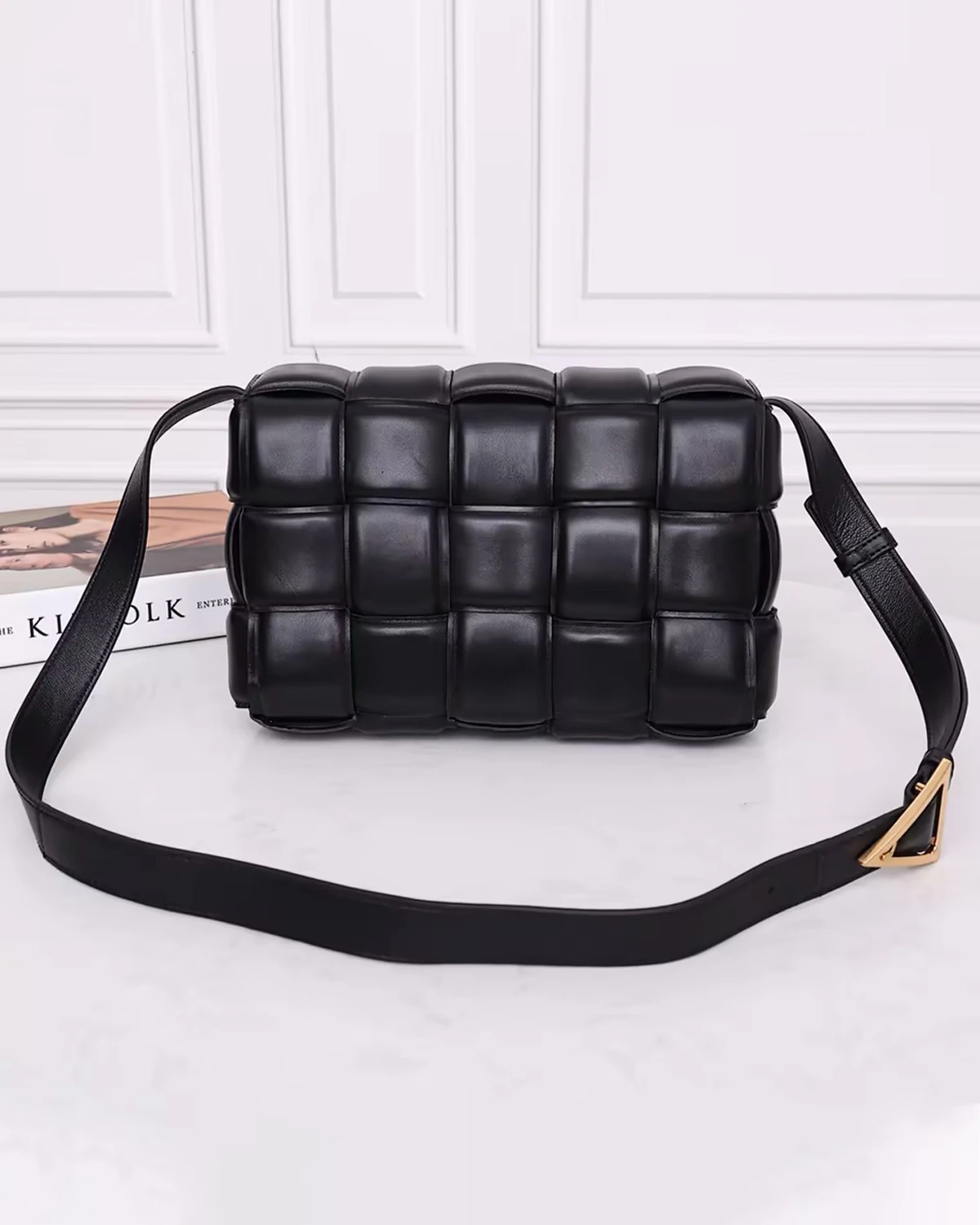 black-padded-cassette-bag (1)