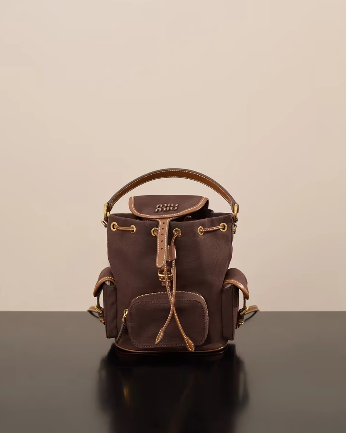 canvas-and-leather-backpack (1)