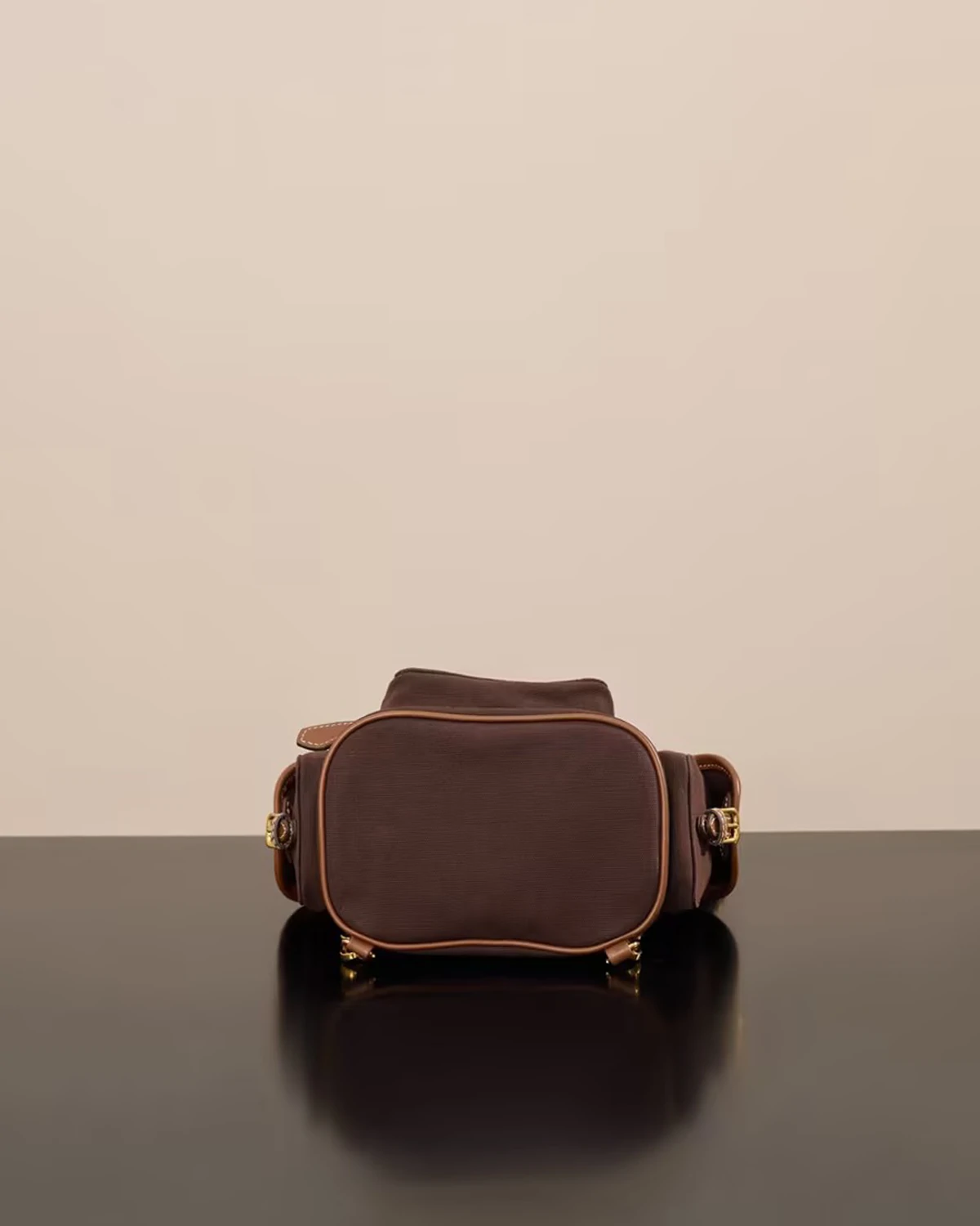 canvas-and-leather-backpack (1)