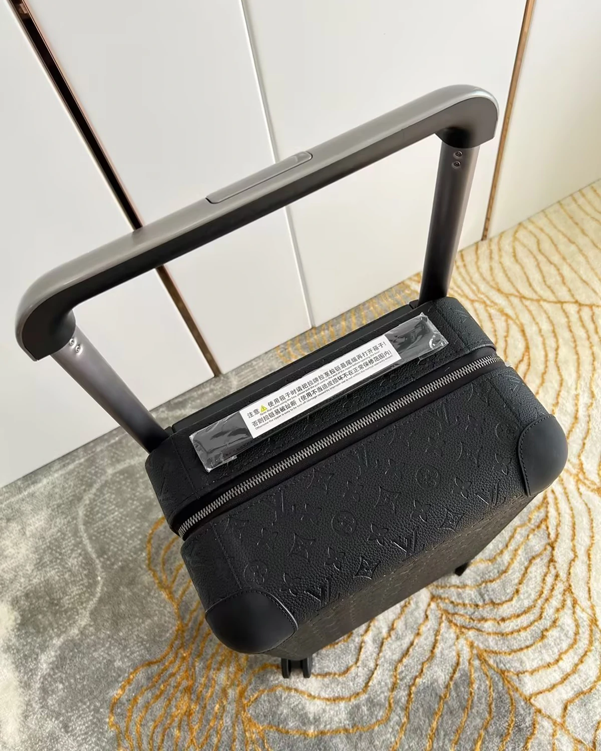 Horizon 55 “Taurillon Monogram leather Black”