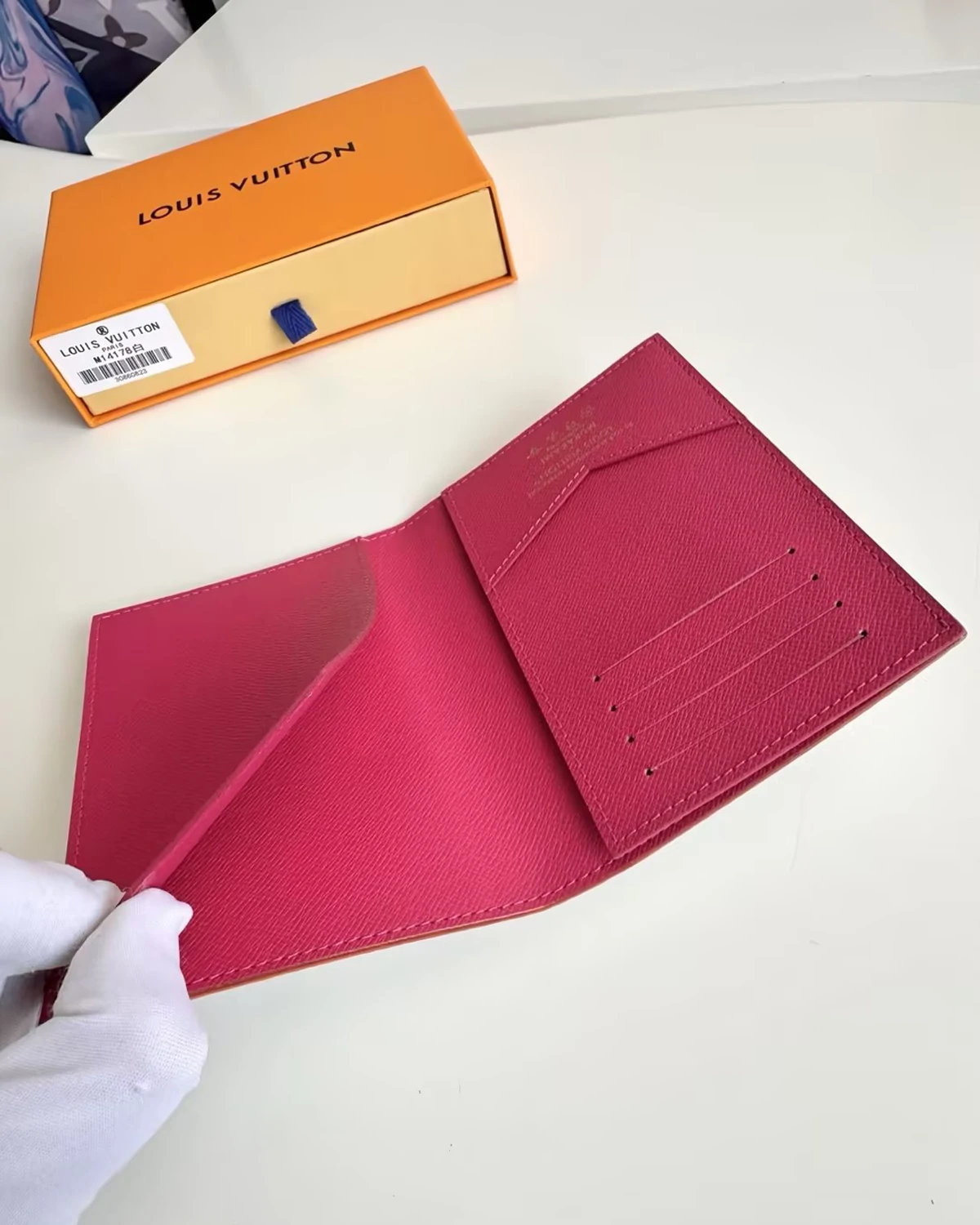 Passport Cover “Multicolore Blanc”